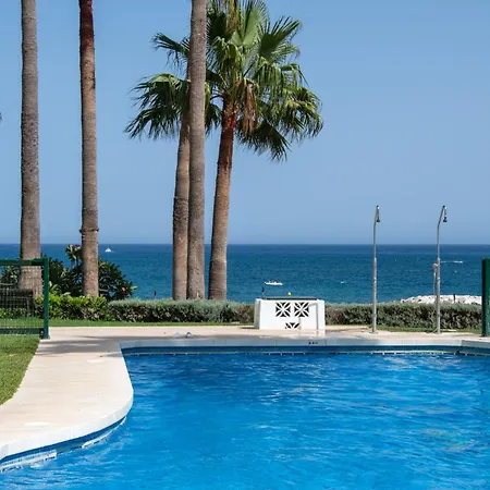 Luxury Frontline With Sea View Apartment *