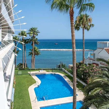 Luxury Frontline With Sea View Apartment Benalmadena