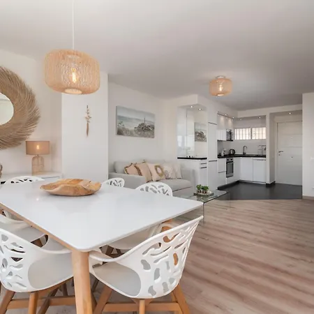 Apartment Luxury Frontline With Sea View